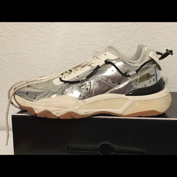 guess fintan sneakers